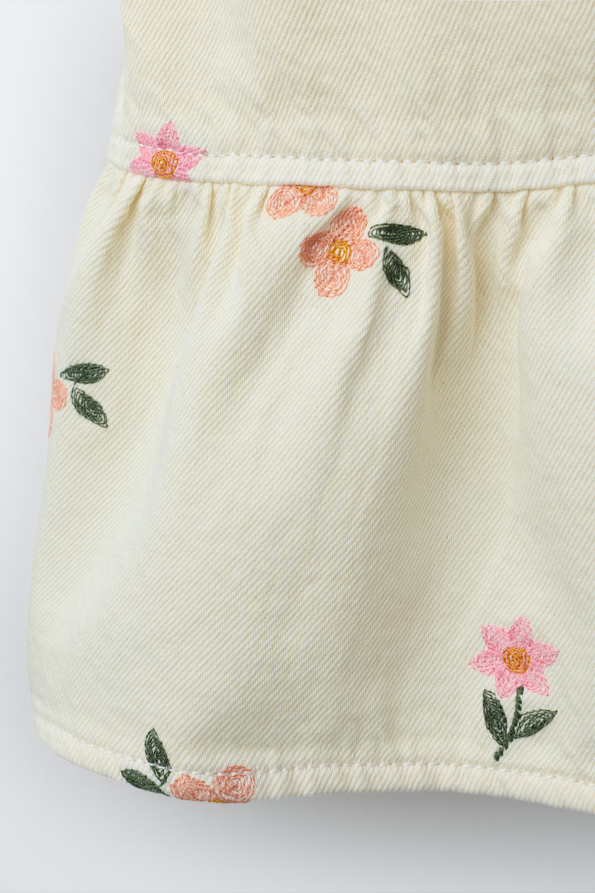 ROBE SERGÉ FLEURS BRODÉES